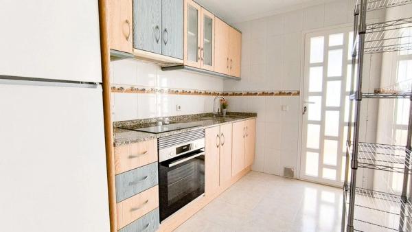 Chalet adosado en avenida de las Naciones