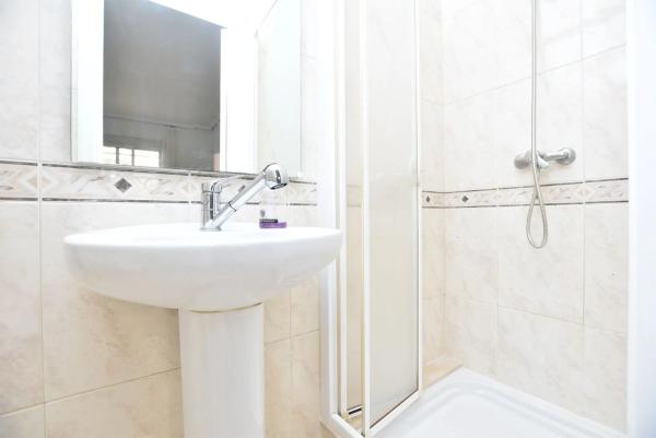 Chalet pareado en avenida de Málaga