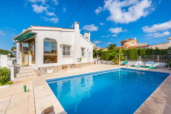 Chalet en calle Sola, 15