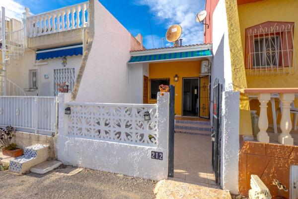 Chalet adosado en calle Parque Rhin s/n