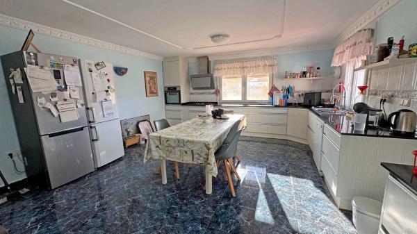 Casa independiente en calle Ruinas de Petra, 44