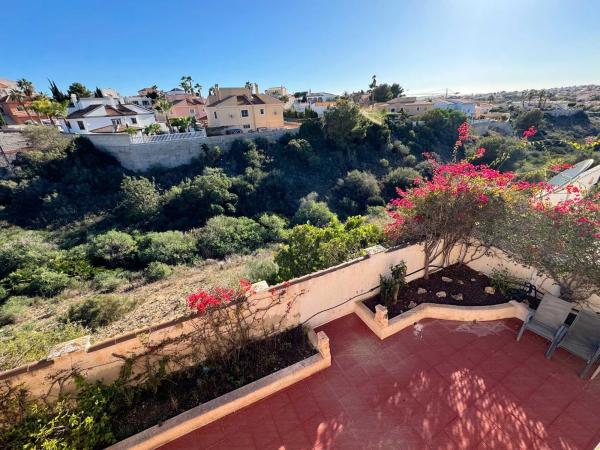 Casa independiente en calle Ruinas de Petra, 44