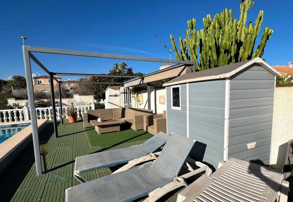 Casa independiente en calle Ruinas de Petra, 44