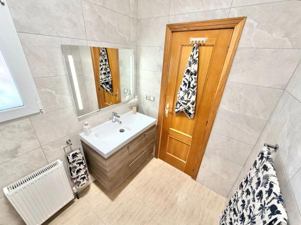 Casa independiente en Urbanizacion la Marina, 52