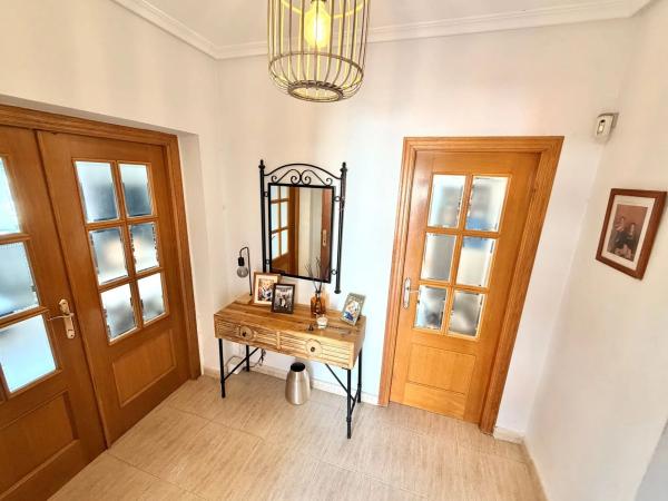 Casa independiente en Urbanizacion la Marina, 52