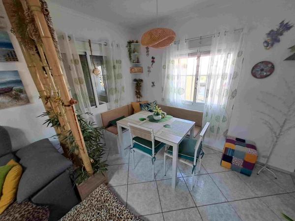 Casa independiente en calle Luxemburgo