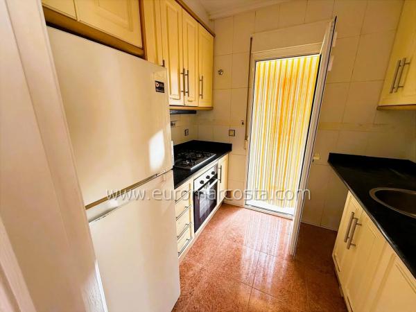 Chalet pareado en calle Belgrado