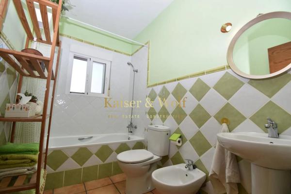 Casa independiente en calle Ruinas de Petra