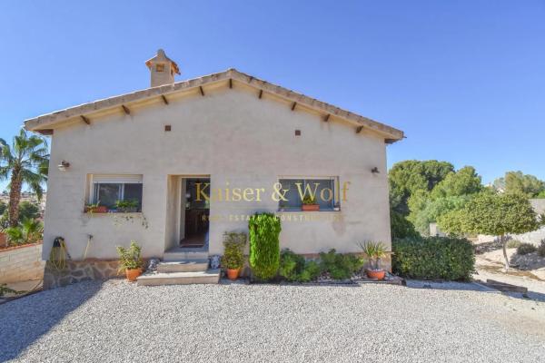Casa independiente en calle Ruinas de Petra