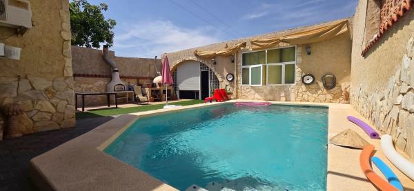 Chalet adosado en agua s/n