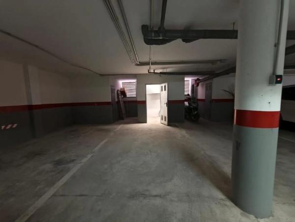 Piso en calle Enrique Tierno Galván, 11