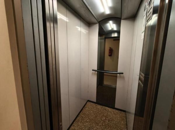 Piso en calle Enrique Tierno Galván, 11