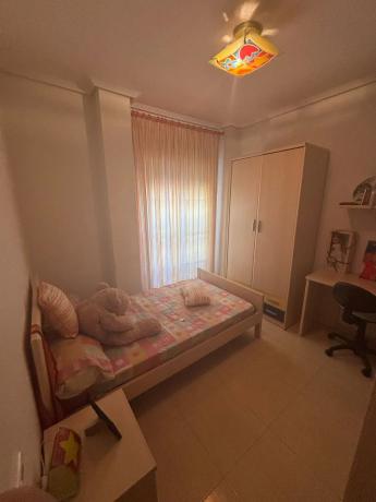 Chalet adosado en avenida de Catral, 2