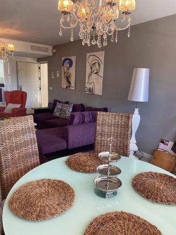 Casa independiente en calle Principal