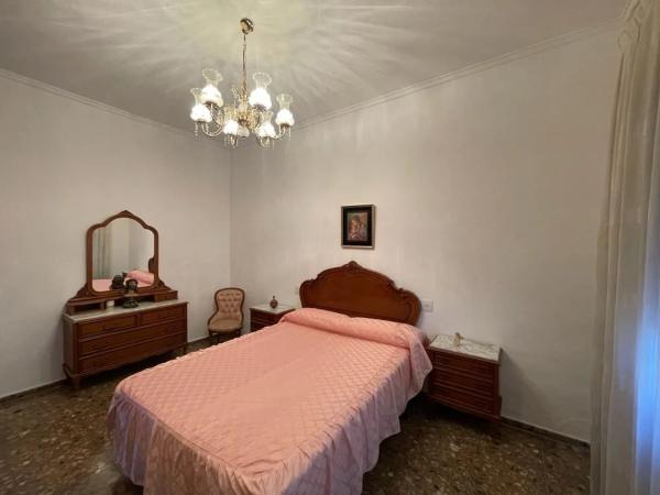 Chalet adosado en Av Orihuela, 26