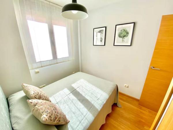 Chalet adosado en calle Huerto, 1