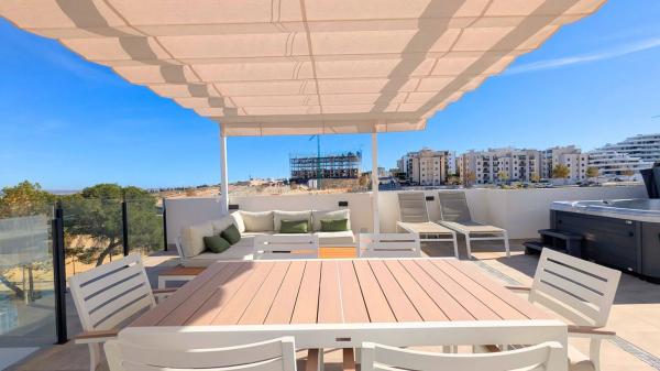 Ático en calle Tchaikovsky, 618