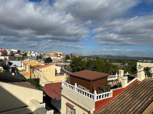 Chalet adosado en CL Valparaiso Balcon Costa b
