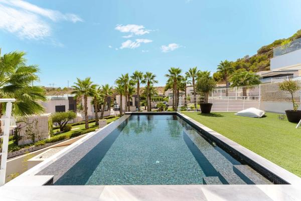 Casa independiente en calle lo Aguirre