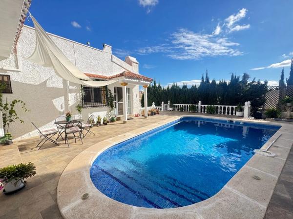 Chalet en San Miguel de Salinas