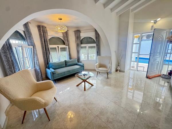 Chalet en San Miguel de Salinas