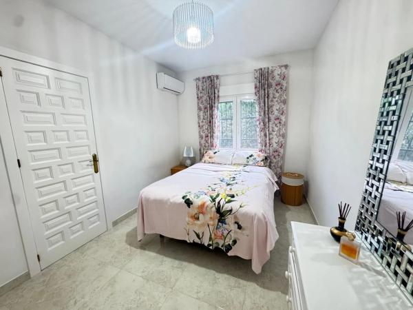 Chalet en San Miguel de Salinas