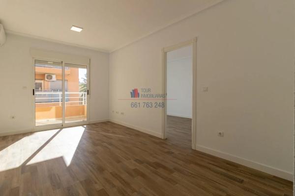 Piso en avenida Alicante, 17