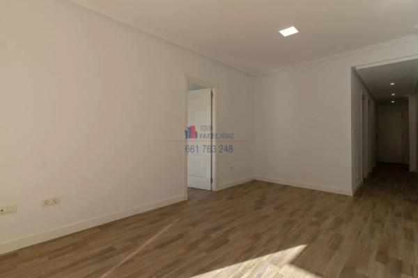 Piso en avenida Alicante, 17