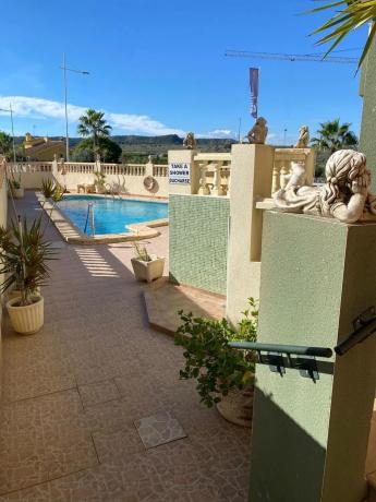 Piso en avenida Alicante, 17