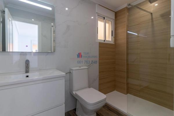 Piso en avenida Alicante, 17