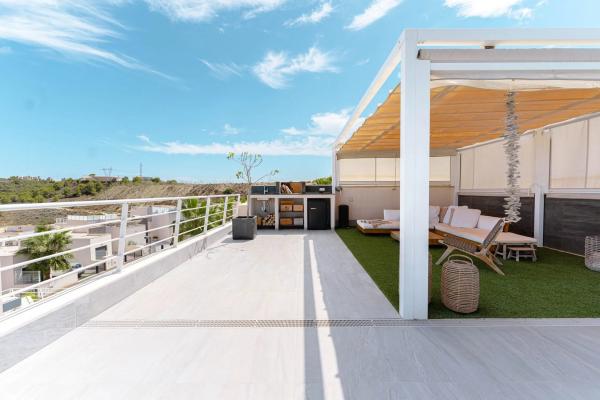 Casa independiente en CL Aguirre Lo-ciudad Comunic