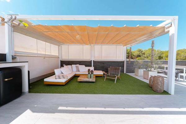 Casa independiente en CL Aguirre Lo-ciudad Comunic