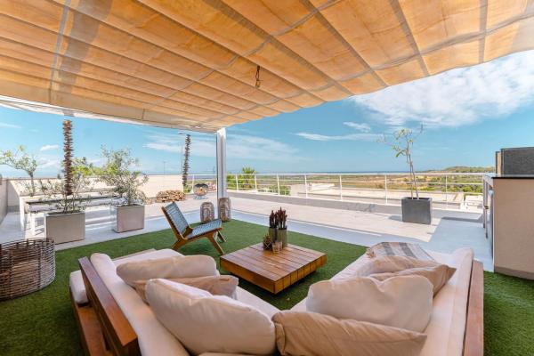 Casa independiente en CL Aguirre Lo-ciudad Comunic