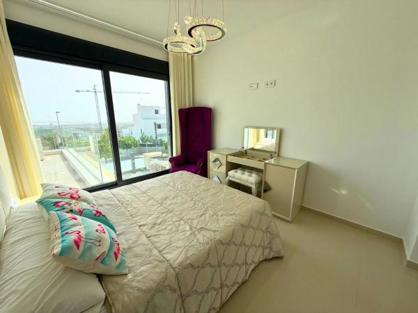 Chalet en San Miguel de Salinas