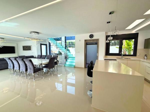 Chalet en San Miguel de Salinas