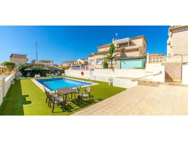 Casa independiente en calle Málaga