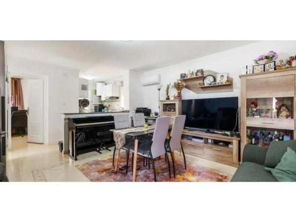 Casa independiente en calle Málaga