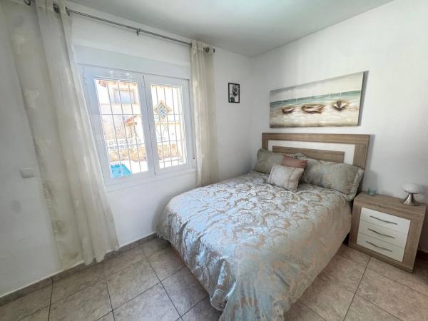 Casa independiente en C. Espronceda