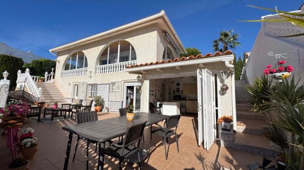 Chalet en San Miguel de Salinas