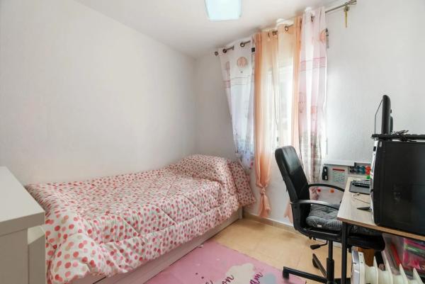 Casa independiente en CL Pedrero El-filipinas