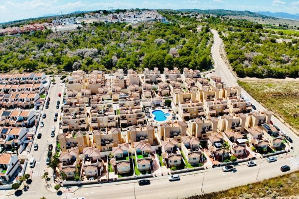 Chalet en San Miguel de Salinas