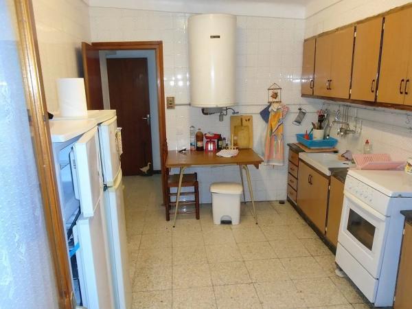 Casa independiente en avenida Poniente Balcón Costa