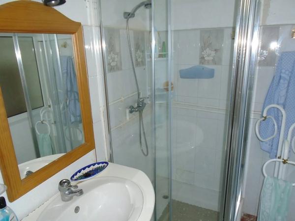 Casa independiente en avenida Poniente Balcón Costa