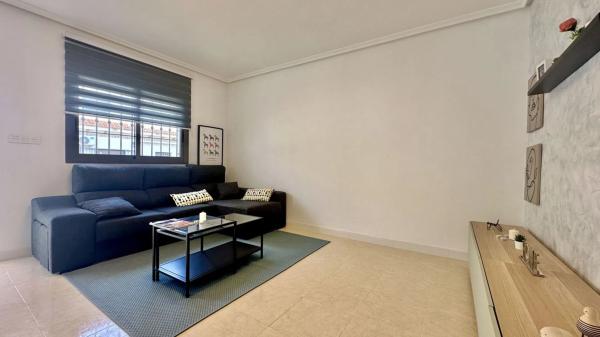 Chalet adosado en calle la Gineseta