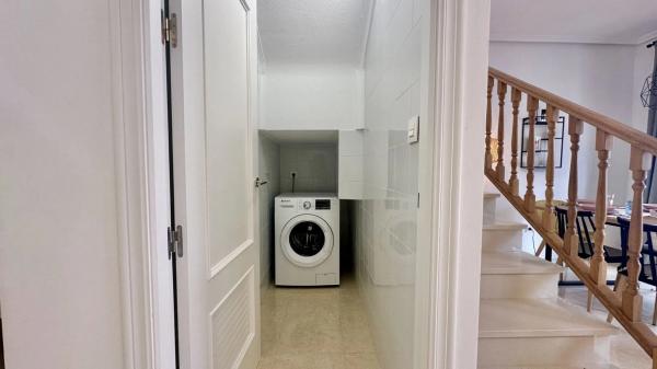 Chalet adosado en calle la Gineseta