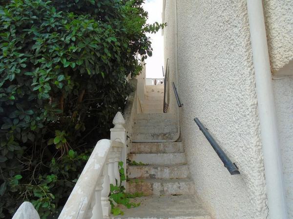 Casa independiente en avenida Poniente Balcón Costa