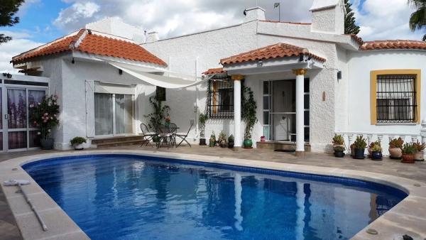 Casa independiente en calle Humilladero, 23