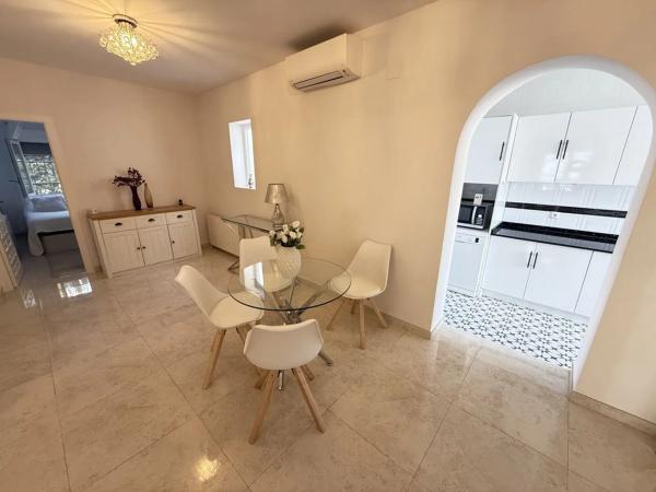 Casa independiente en calle Humilladero, 23