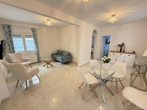 Casa independiente en calle Humilladero, 23