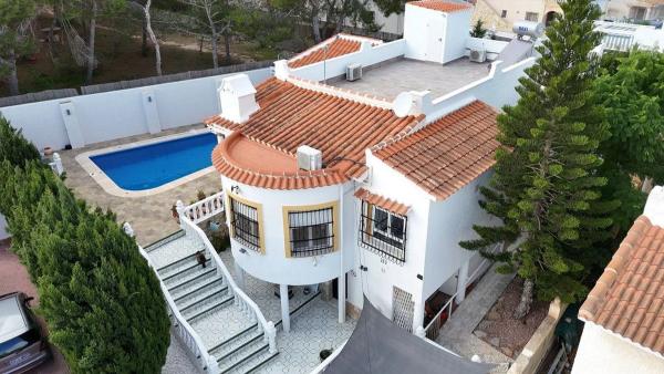 Casa independiente en calle Humilladero, 23